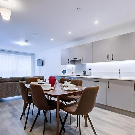 Апартаменти Luxury 2 Bed Flat In A New Block In East Acton Лондон Екстер'єр фото