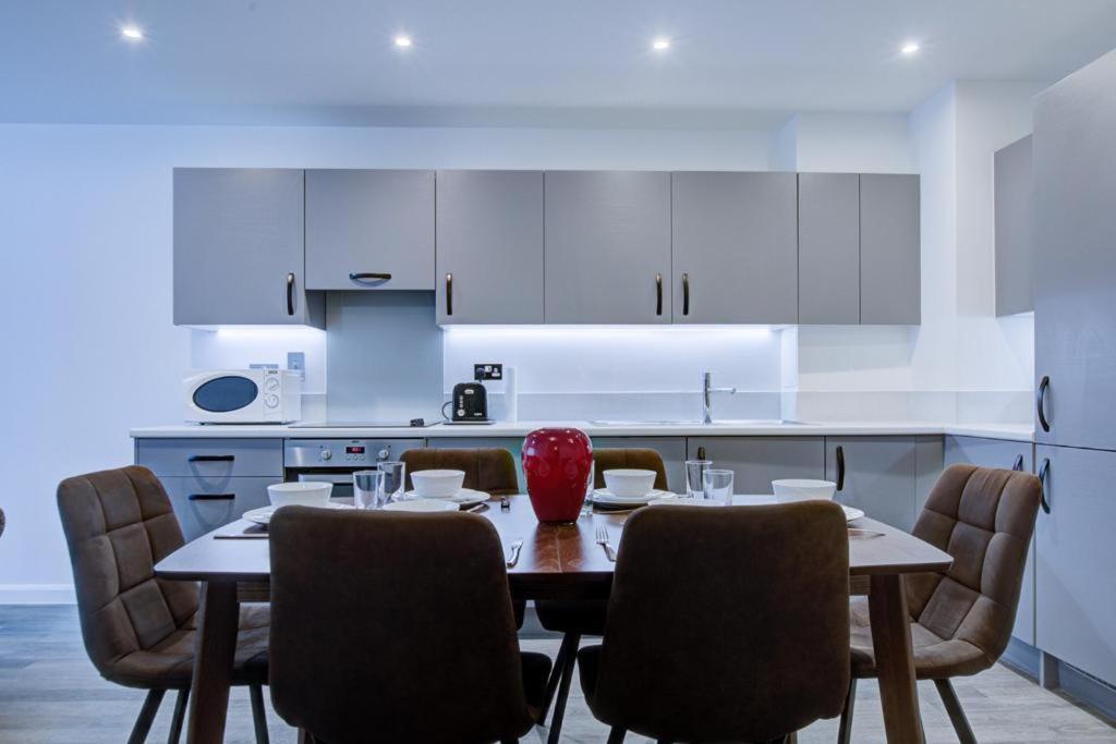 Апартаменти Luxury 2 Bed Flat In A New Block In East Acton Лондон Екстер'єр фото